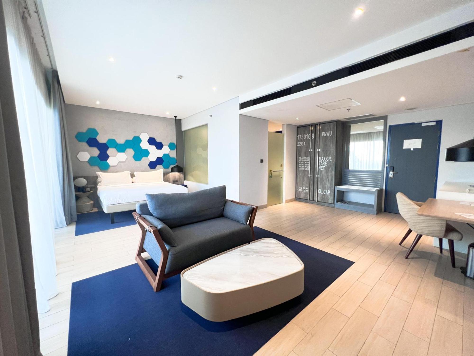 Ibis Styles Batam Nagoya Hotell Eksteriør bilde