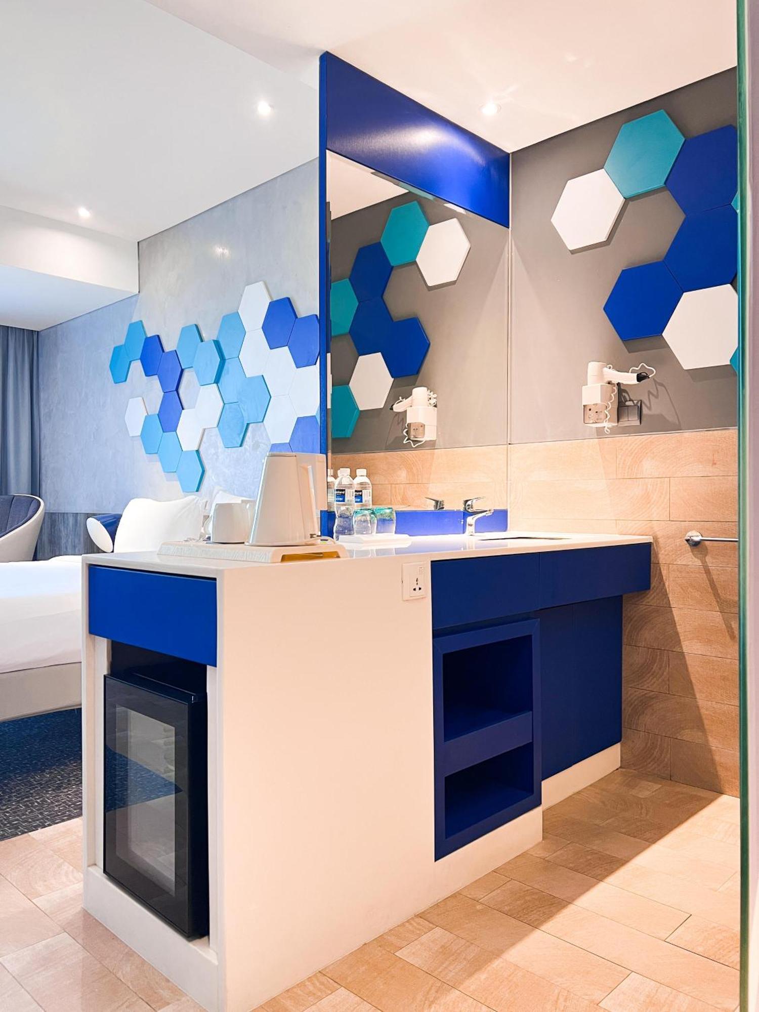 Ibis Styles Batam Nagoya Hotell Eksteriør bilde